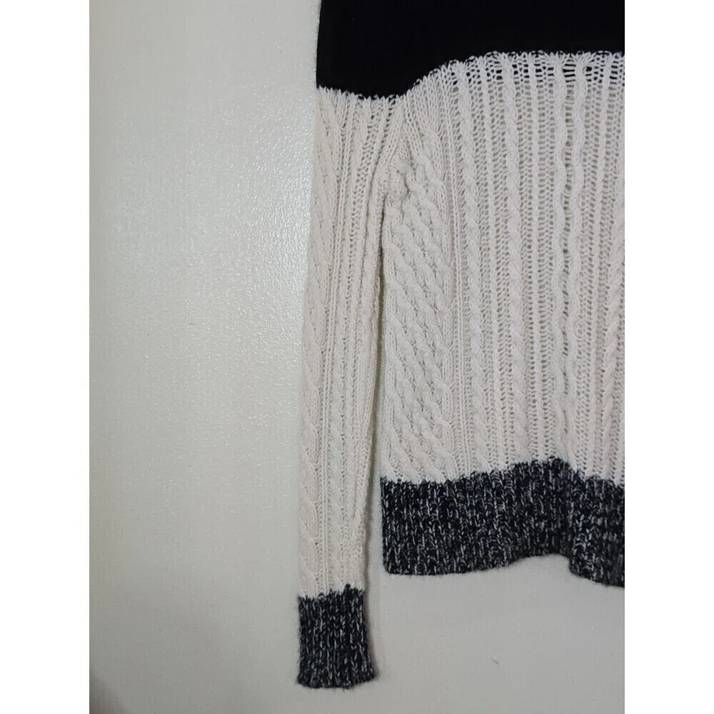AQUA Cashmere Black Cream Colorblock Cable Knit Turtleneck Sweater Medium